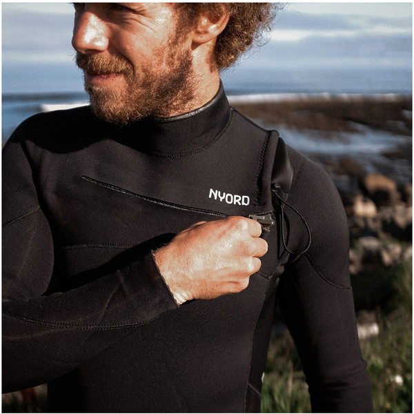 2025 Nyord Da Uomo Tempus 3/2mm Chest Zip Muta N04BA00017 - Black